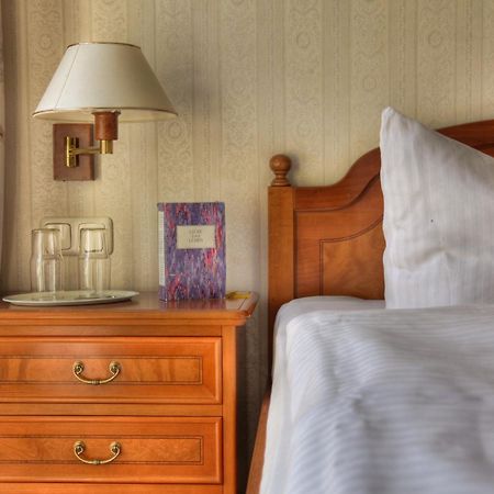 Hotel Am Markt Altentreptow Ngoại thất bức ảnh