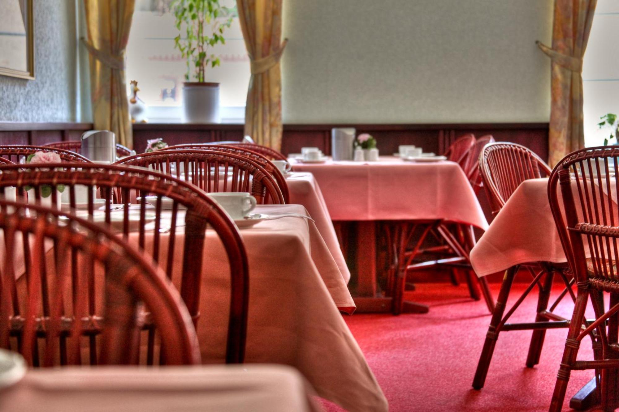 Hotel Am Markt Altentreptow Ngoại thất bức ảnh