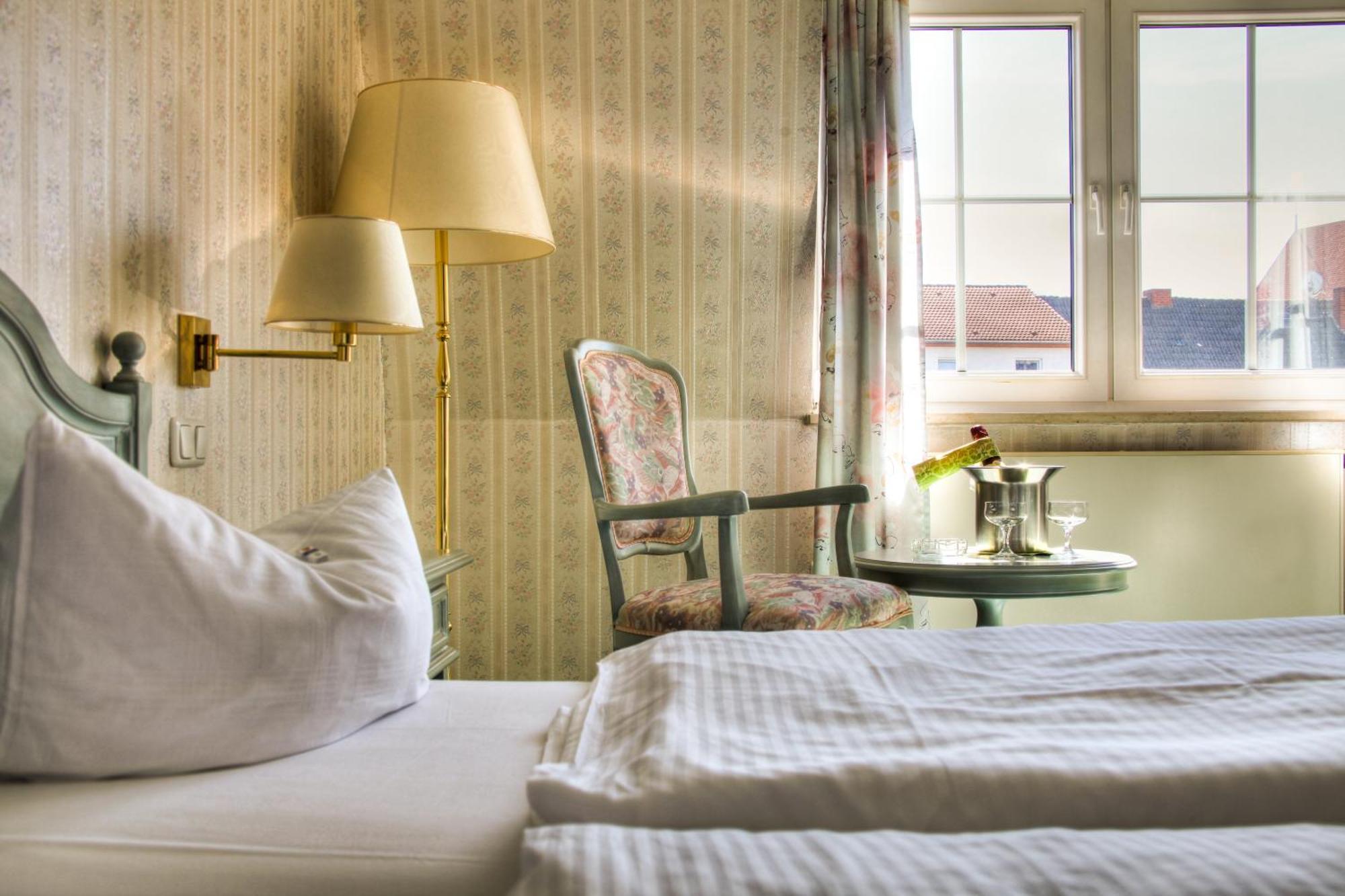 Hotel Am Markt Altentreptow Ngoại thất bức ảnh